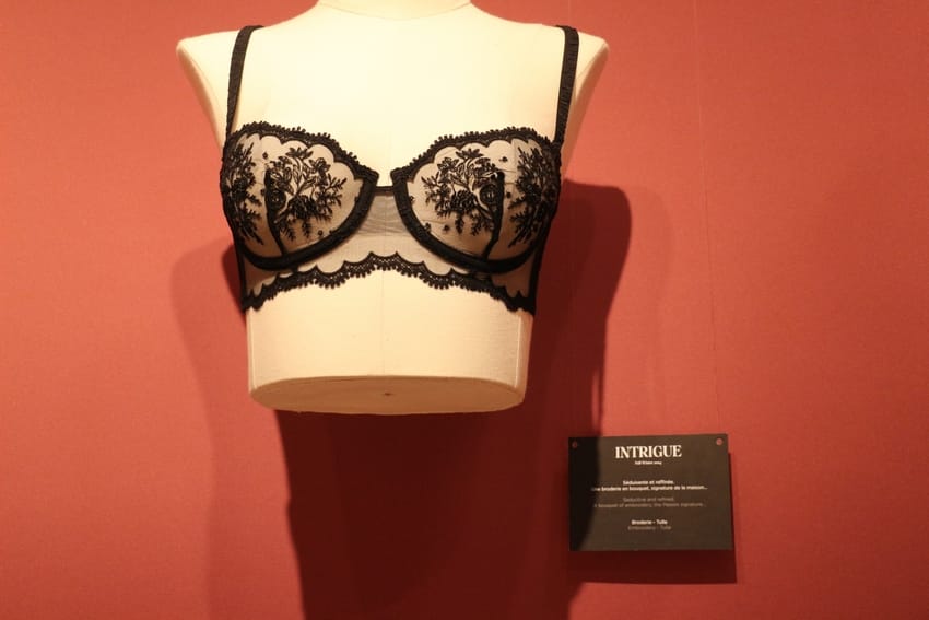 Simone Pérèle : Célébration de la Féminité 3 Simone Perele 4 1 1