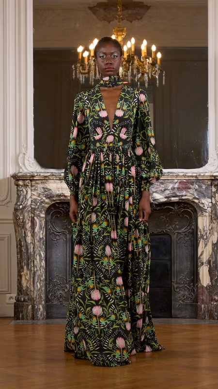 Imane Ayissi : La Nature Comme Source d’Inspiration 17 IMANE AYISSI 11