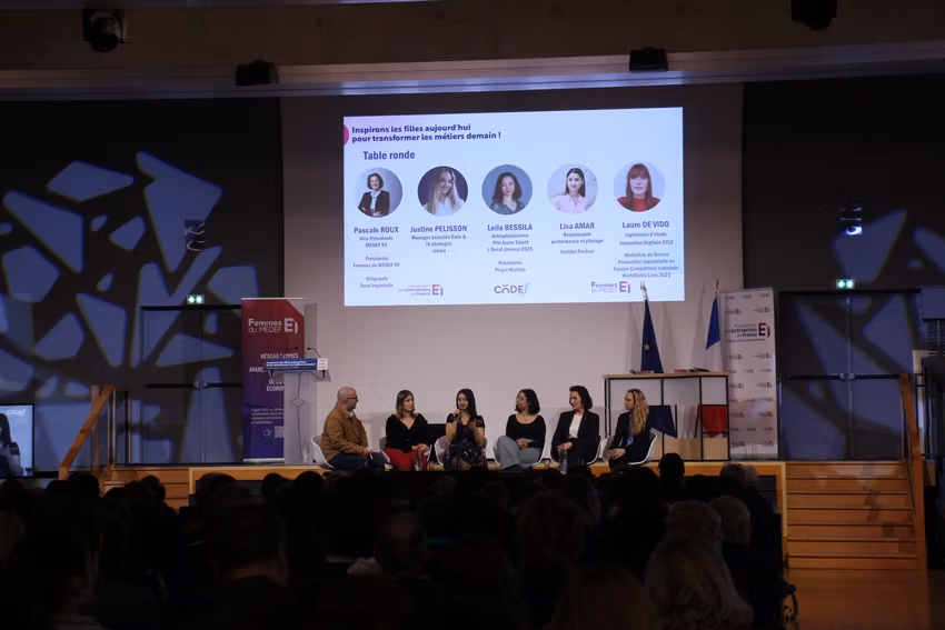 Féminisation des métiers scientifiques : le Medef s’engage 2 Code F 4