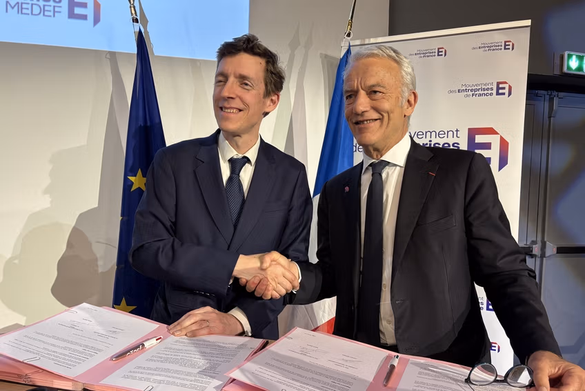 Féminisation des métiers scientifiques : le Medef s’engage 3 Code F 7